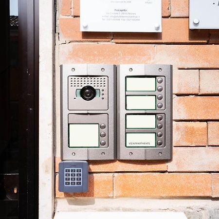 V12 Apartments - Alfieri 2A Novara Eksteriør billede