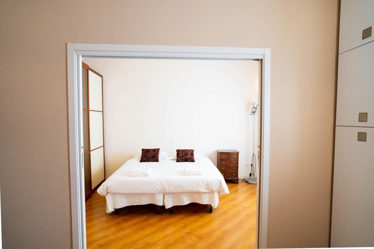 V12 Apartments - Alfieri 2A Novara Eksteriør billede
